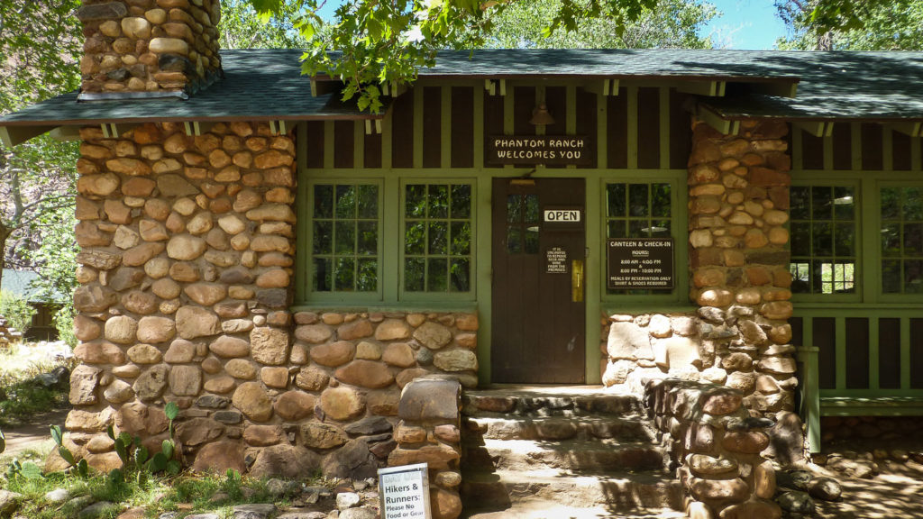 Die Canteen der Phantom Ranch - Treffpunkt für Hiker, Rafter und Mule Rider