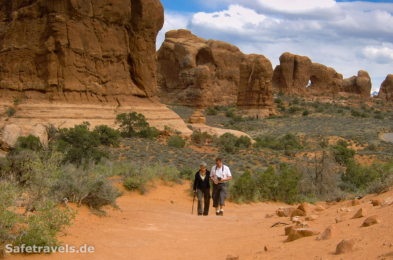 Double Arch Trail