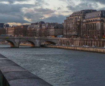 nach paris mit dem auto fahren