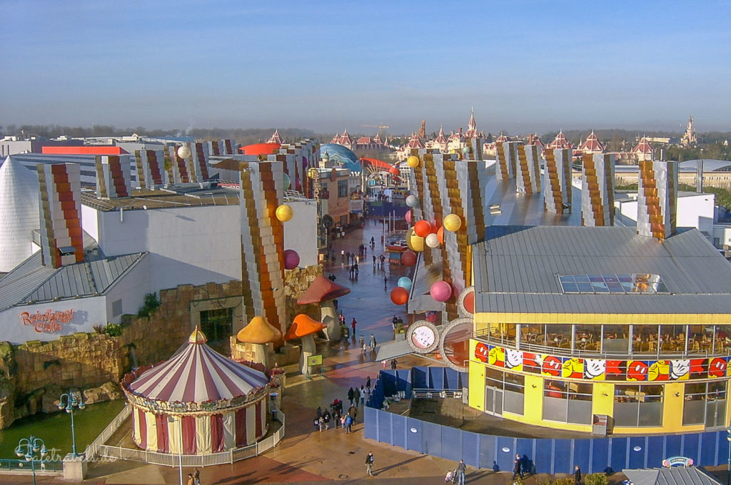 Disney Village (Luftaufnahme von 2008)
