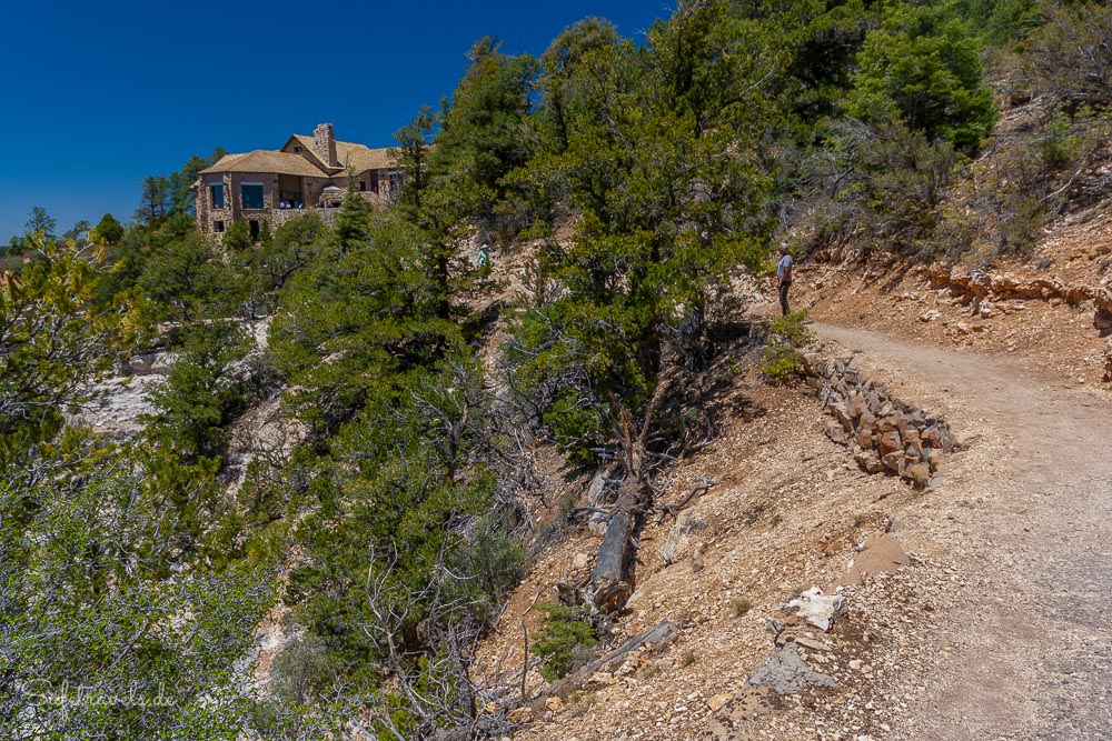 Grand Canyon Lodge vom Bright Angel Point Trail aus