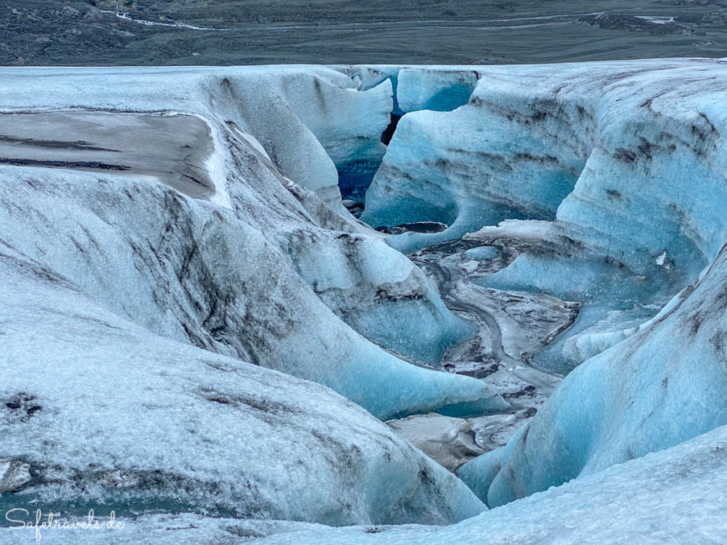 Canyon aus Eis - Gletscherwanderung Island