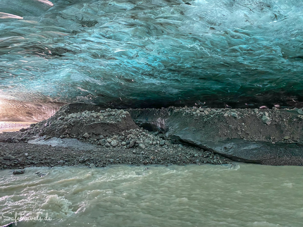 Sapphire Ice Cave - Eishöhle Island